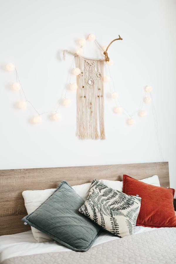 "Green Oasis Apartment" ลวีฟ ภายนอก รูปภาพ